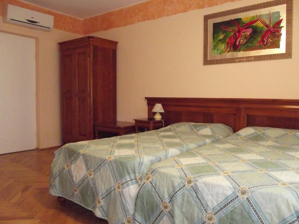 Sir David Balaton Castle Apartmanok بالاتونزيبيد الغرفة الصورة