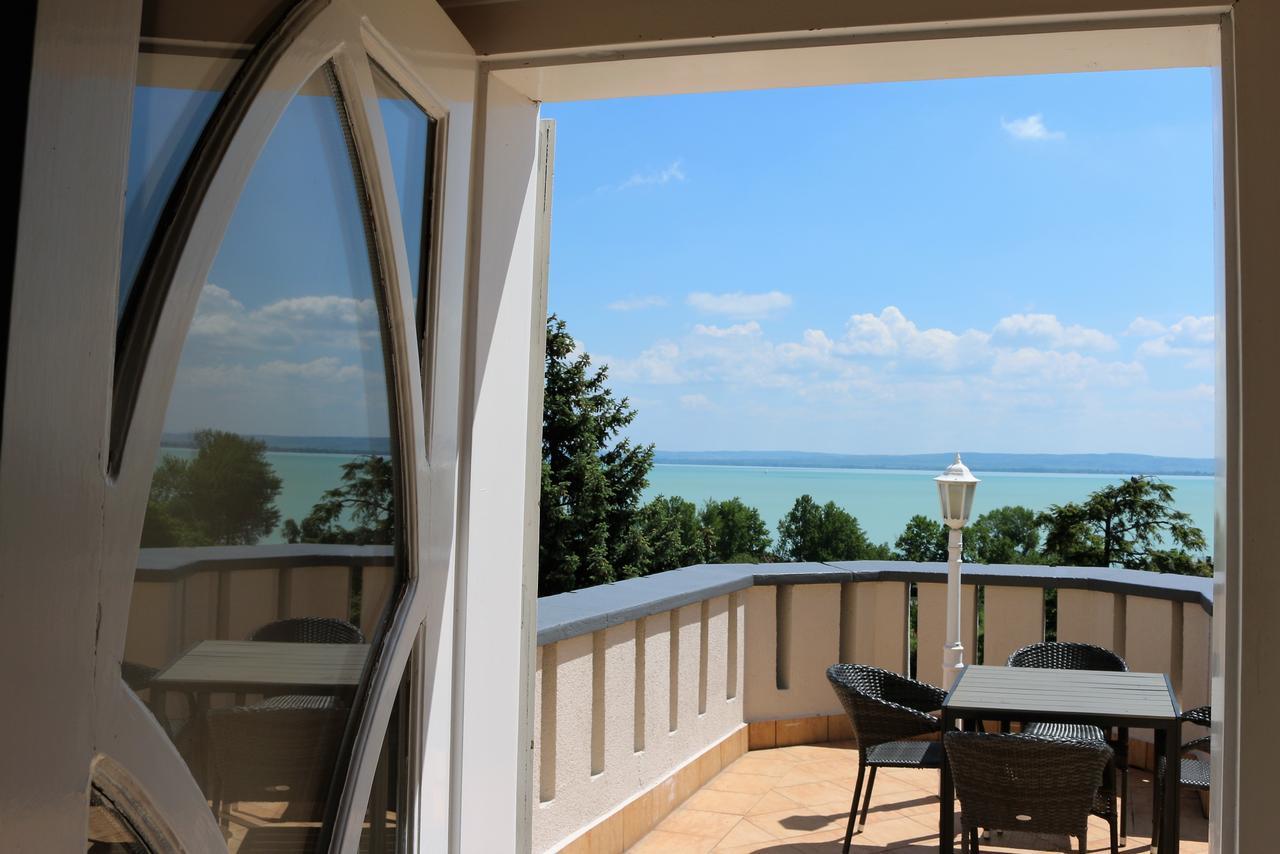 Sir David Balaton Castle Apartmanok بالاتونزيبيد المظهر الخارجي الصورة
